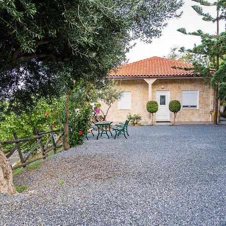 Chic & Spacious House In Rodia Heraklion Екстер'єр фото